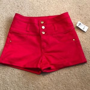 Coral pink high waisted shorts !